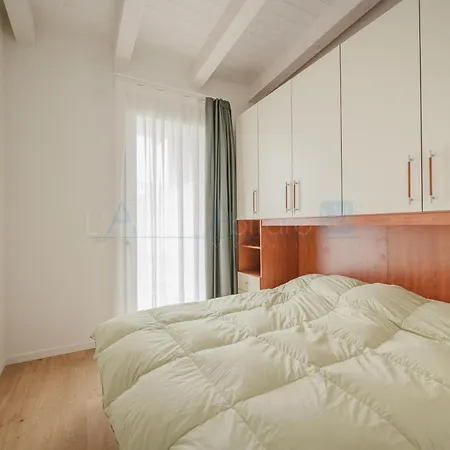 Wave Island Mega F20 * リド・ディ・イエゾロ